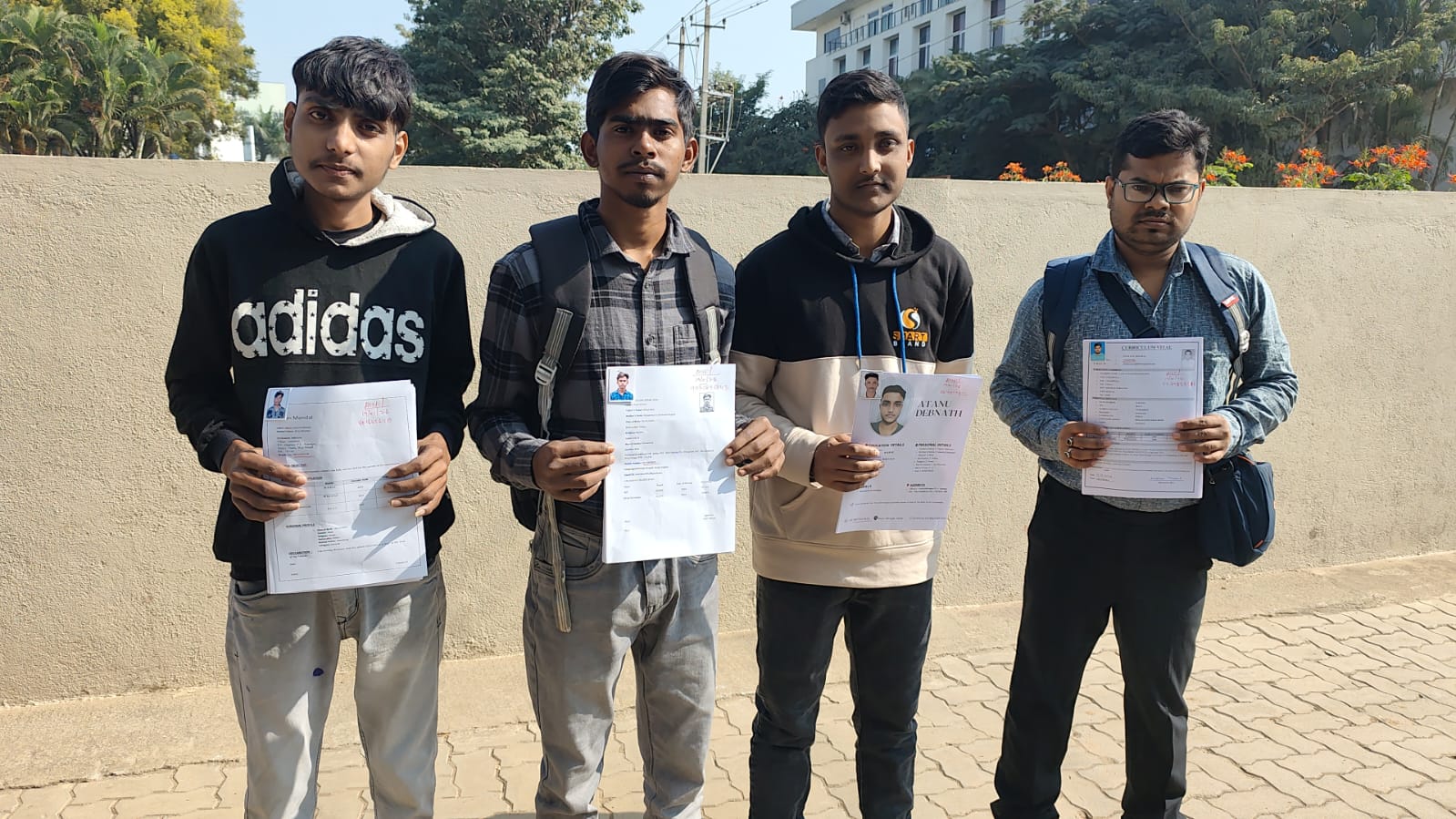 Group joining (4 Students)